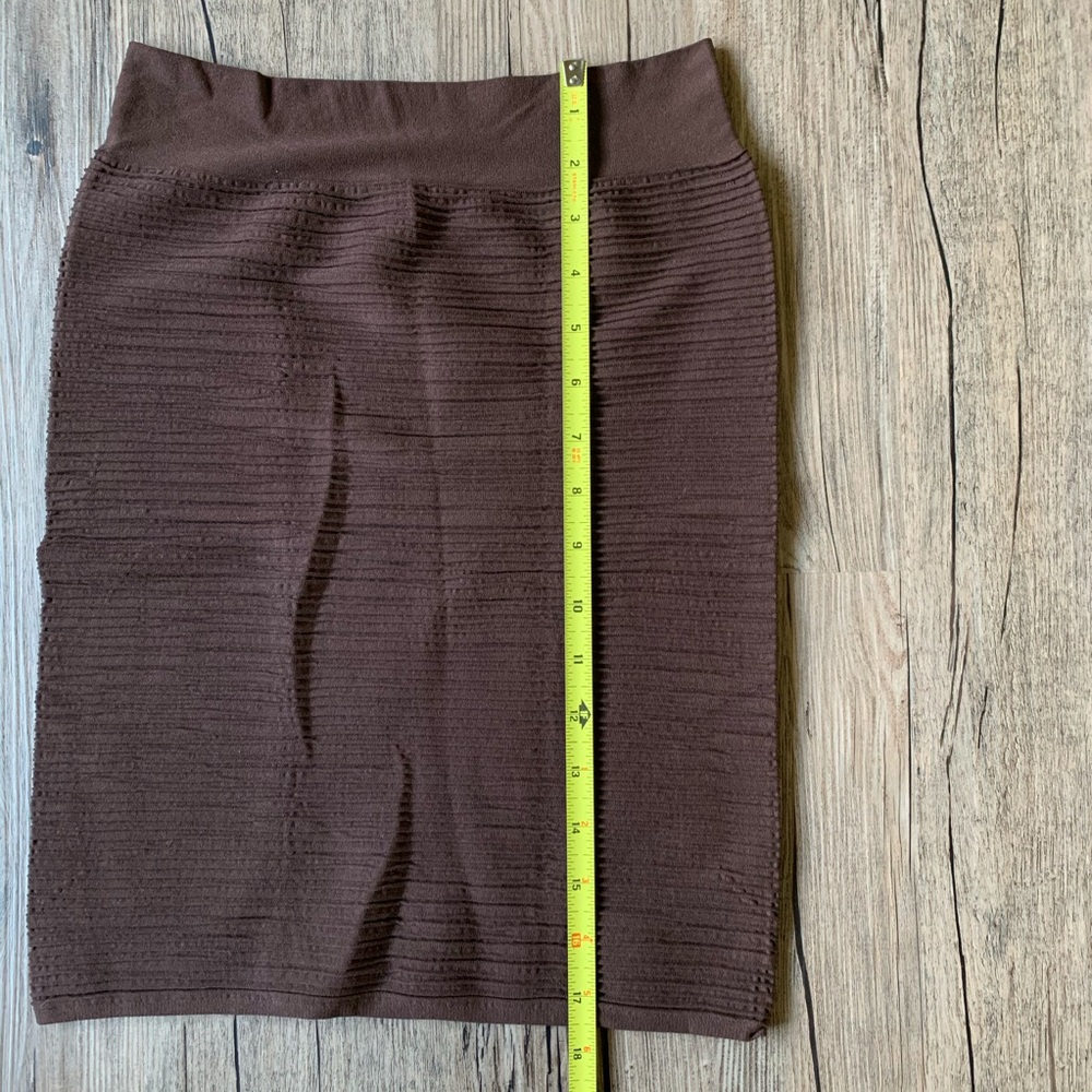 M U.S.A | Ribbed Skirt Bundle - Picture 10 of 11